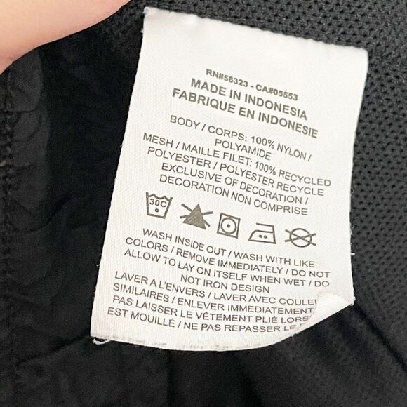 Nike Icon Clash Nylon Cargo Pants Sz Small Loose Fit No Drawstring CV9046 010 - Picture 6 of 7